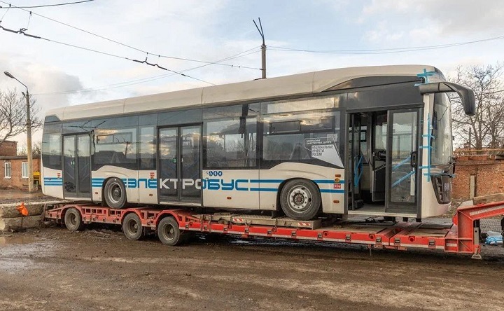 Новые электробусы прибыли в Таганрог. Фото telegram-канала Андрея Фатеева.