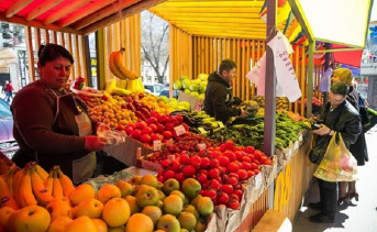 Продовольственная ярмарка. Фото ruffnews.ru