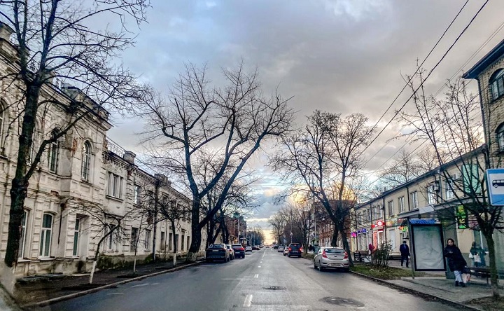 Таганрог, улица Петровская. Фото Елены Анисимовой.