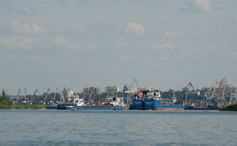 Морской порт Азов. Фото из архива ruffnews.ru