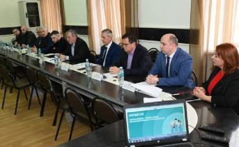 Участники круглого стола. Фото министерства региональной политики и массовых коммуникаций Ростовской области