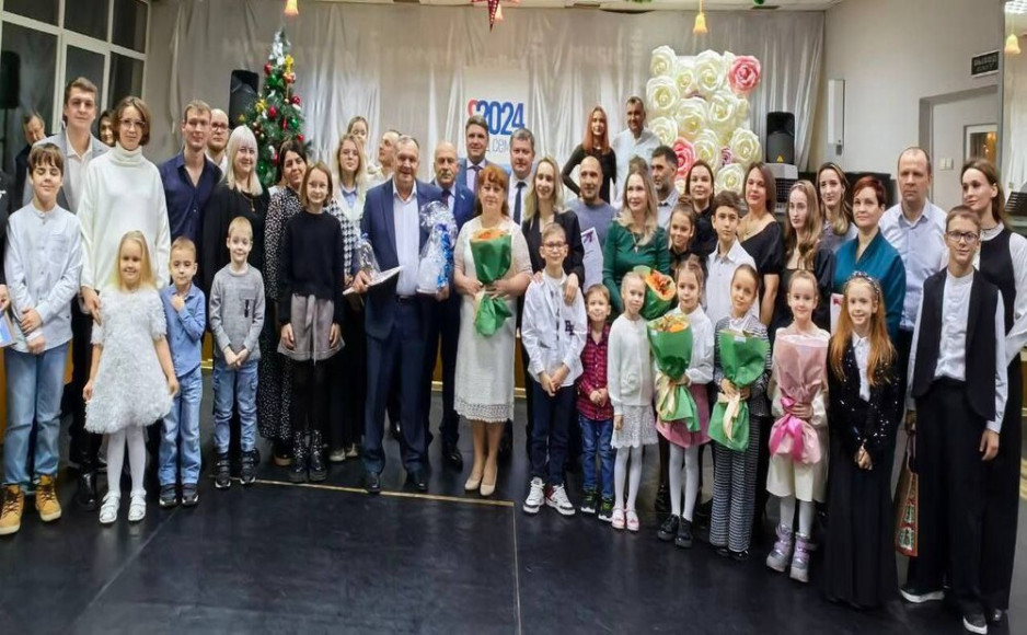 Семья Короченцевых. Фото из telegram-канала Юрия Слюсаря