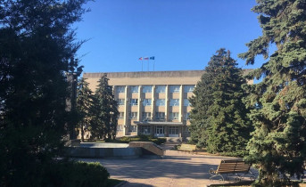 Администрация Азова. Фото Татьяны Шугаевой