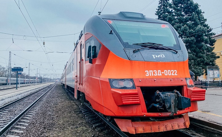 Электричка в Таганроге. Фото ruffnews.ru