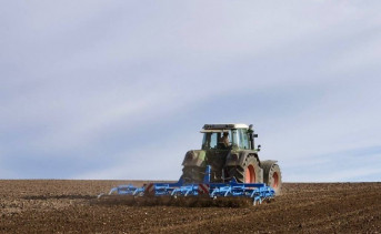 Посевные работы. Фото telegram-канала администрации Азовского района