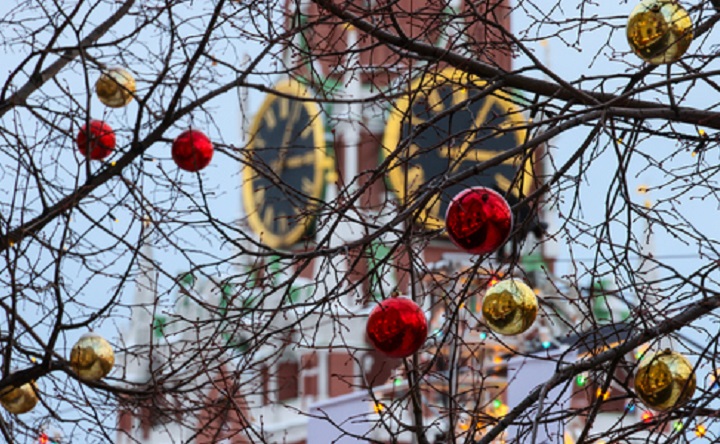 Ожидание нового года. Фото Михаила Метцель, ТАСС