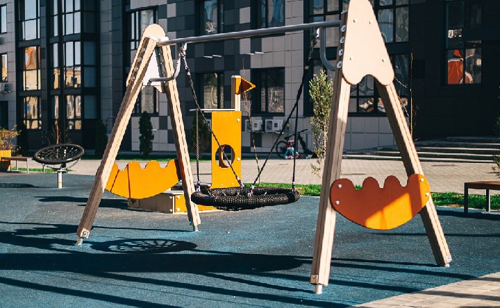 Двор ЖК «Премьера». Фото с официальной страницы конкурса лучших практик управления многоквартирными домами