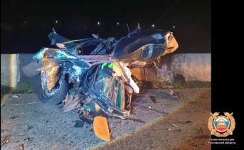 «ВАЗ-21102» после ДТП. Скриншот видео Госавтоинспекции Ростовской области