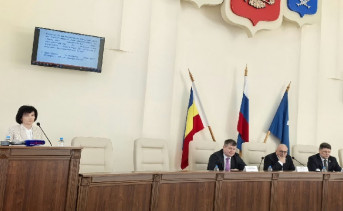 Назначение Марины Заярной на должность заместителя. Фото telegram-канала главы Азова Дмитрия Устименко