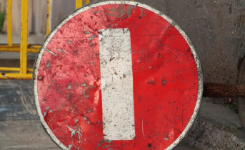 Знак «Проезд запрещён». Фото Екатерины Планиной