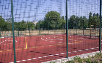 Спортплощадка школы № 35. Фото telegram-канала Светланы Камбуловой