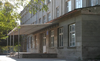 Фасад школы № 21 до ремонта. Фото администрации школы № 21 /tagsch21.ru