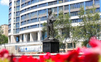 Памятник М.А.Шолохову. Фото donland.ru