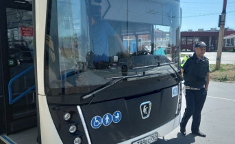 Рейд по проверке пассажирского транспорта. Фото telegram-канала Светланы Камбуловой