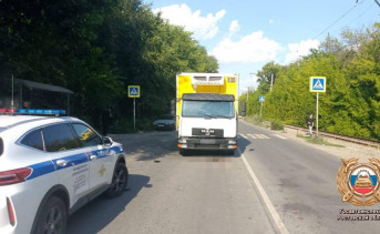 Место ДТП. Фото пресс-службы Госавтоинспекции по Ростовской области