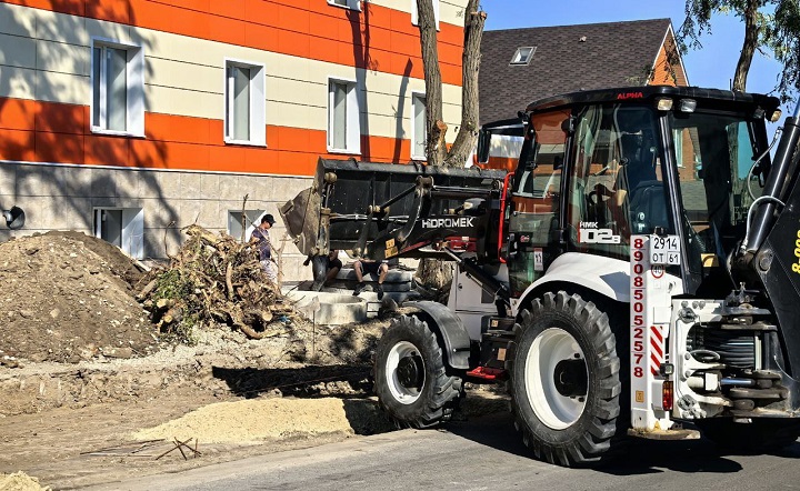 Работа по строительству парковки. Фото telegram-канала Дмитрия Устименко