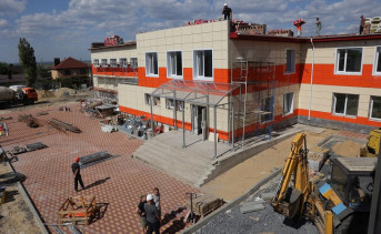 Завершение капремонта в школе №5 в Азове. Фото пресс-службы губернатора