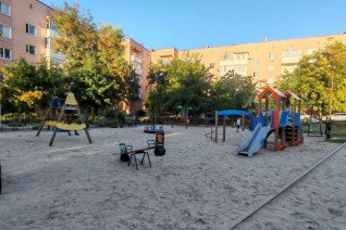 Детская площадка. Фото министерства региональной политики и массовых коммуникаций