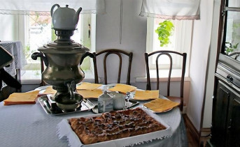 «Чеховский» пирог с курагой в музее «Домик Чехова». Фото пресс-службы музея-заповедника