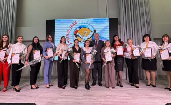 Участницы конкурса. Фото пресс-службы администрации Азовского района