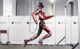 Гуманоидный робот Bolt. Фото © HIC-ZJU Official/X, РИА Новости
