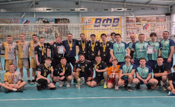 Команда по волейболу «Луч»