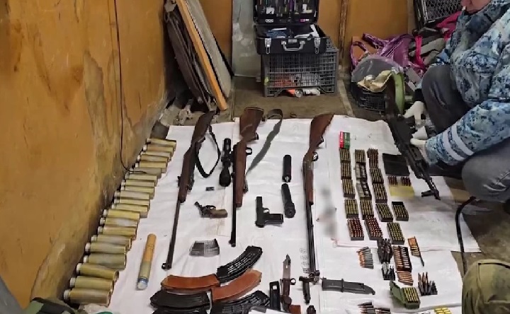 Изъятое оружие. Фото пресс-службы ГУ МВД России по Ростовской области