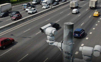 Дорожные камеры. Фото Павла Беднякова, «Известия»