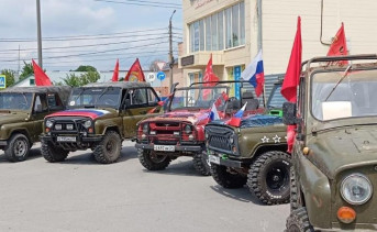 Участники автопробега. Архивное фото Анастасии Горностаевой