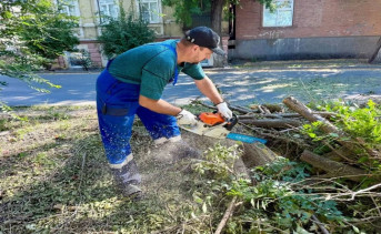 Устранение последствий непогоды. Фото Дианы Мацко