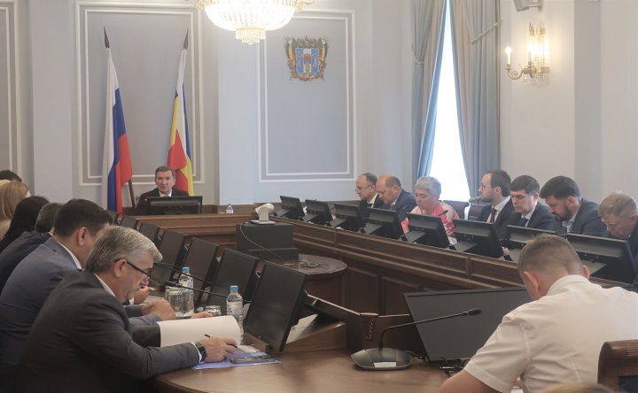 Совещание по вопросам развития туристического потенциала. Фото donland.ru